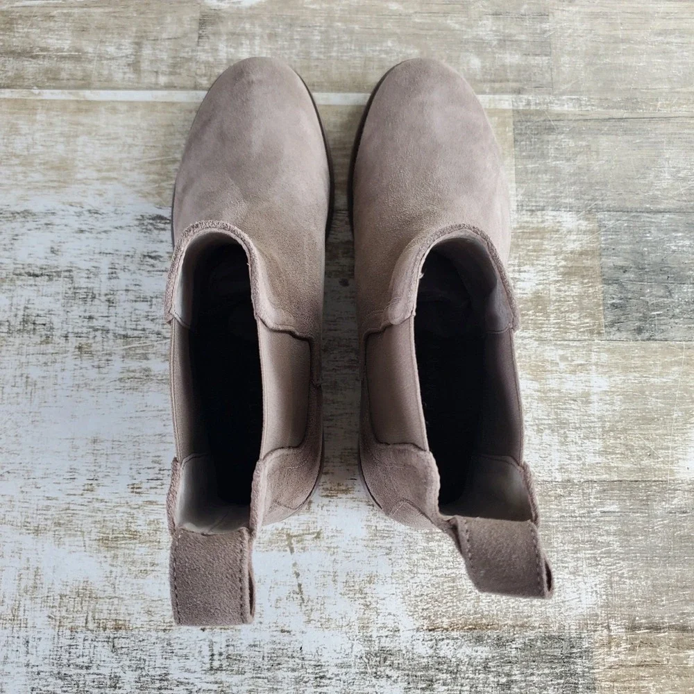 Saint Morta Nomad Men Chelsea Boots Sz 9 Taupe Mocha Suede Elastic Panel Slip On